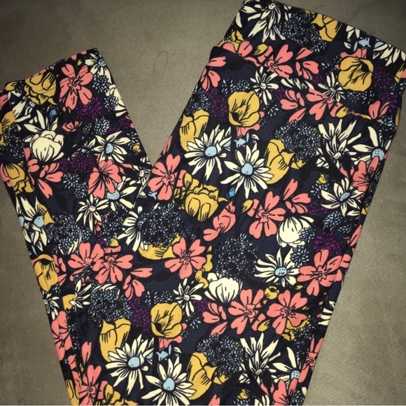 Adorable Lularoe TC leggings - Picture 1 of 1